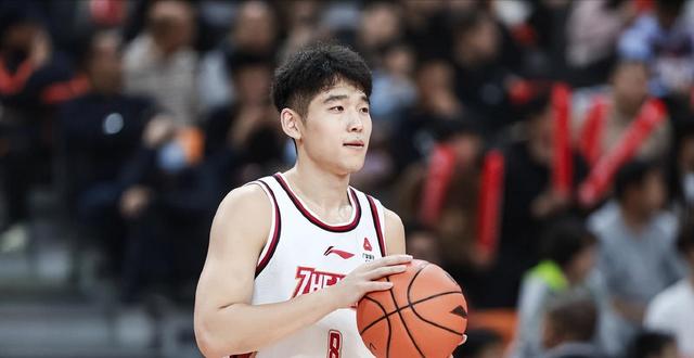 爱游戏-转折点！浙江稠州官宣签约，CBA常规赛赛后攻防权衡，态度坚定，数据趋势出现新变化(cba总决赛关键战今晚上演稠州众将再出发)