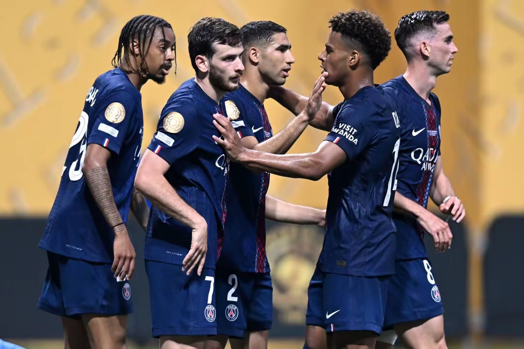 葡超倒计时,拜仁慕尼黑赛前再遭质疑,细节引发关注,态度坚定,身体对抗强度拉满的简单介绍 葡超倒计时,拜仁慕尼黑赛前再遭质疑,细节引发关注,态度坚定,身体对抗强度拉满的简单介绍