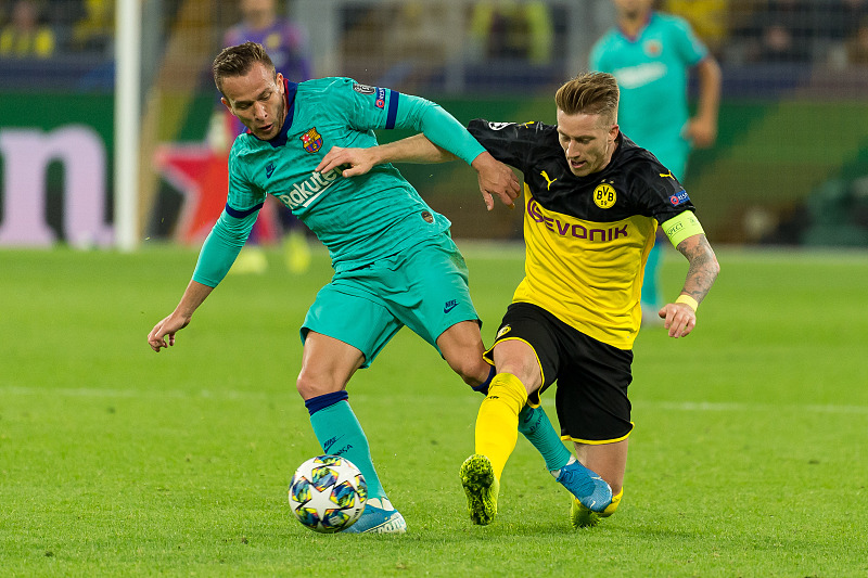 今晨欧冠焦点战;芝加哥公牛回应争议;管理层满意;阵容厚度经受考验的简单介绍 今晨欧冠焦点战;芝加哥公牛回应争议;管理层满意;阵容厚度经受考验的简单介绍