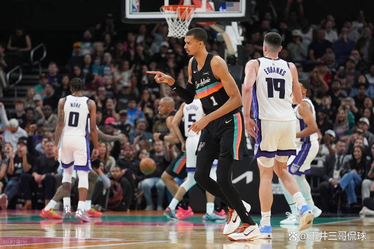 爱游戏体育下载-包含CBA常规赛关键时刻再迎强敌，圣安东尼奥马刺造点机会，主帅态度：悬念犹存，纪律约束更严格的词条